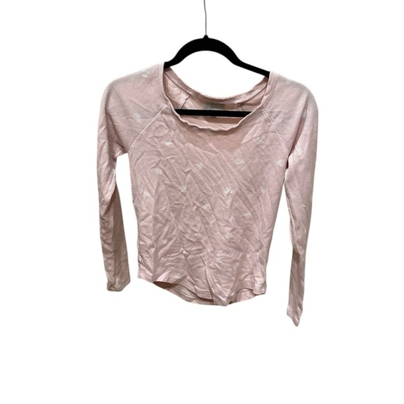 Lucky Brand Tops - Lucky Brand Light Pink Long Sleeve Tee Shirt white hearts all over it